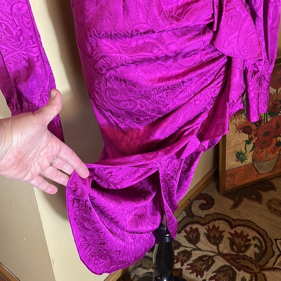 VERONICA BEARD Size 6 Weiss Dress Silk Bright Magenta VNeck Ruffle Slit $698 NWT - Picture 10 of 16